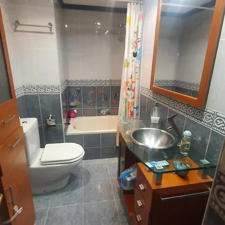 Apartamento El 5º De Eusebio Miranda - Con Garaje · Wifi · 3 Hab · 2 Baños Gijón