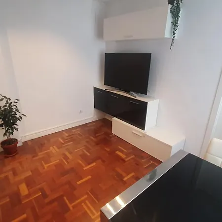 Apartamento El 5º De Eusebio Miranda - Con Garaje · Wifi · 3 Hab · 2 Baños Gijón